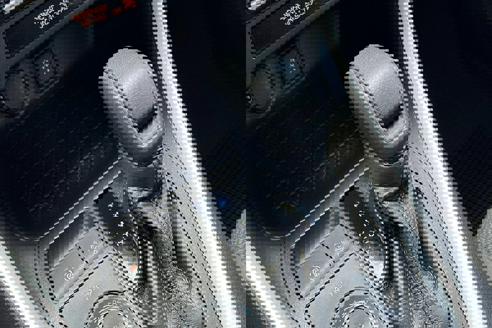 Used 2021 Toyota RAV4 LE AWD/4WD image 21