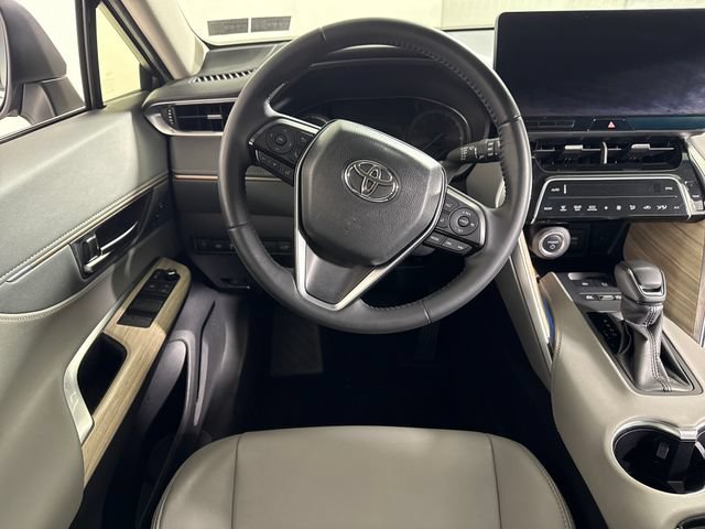 Certified 2024 Toyota Venza XLE AWD/4WD image 24