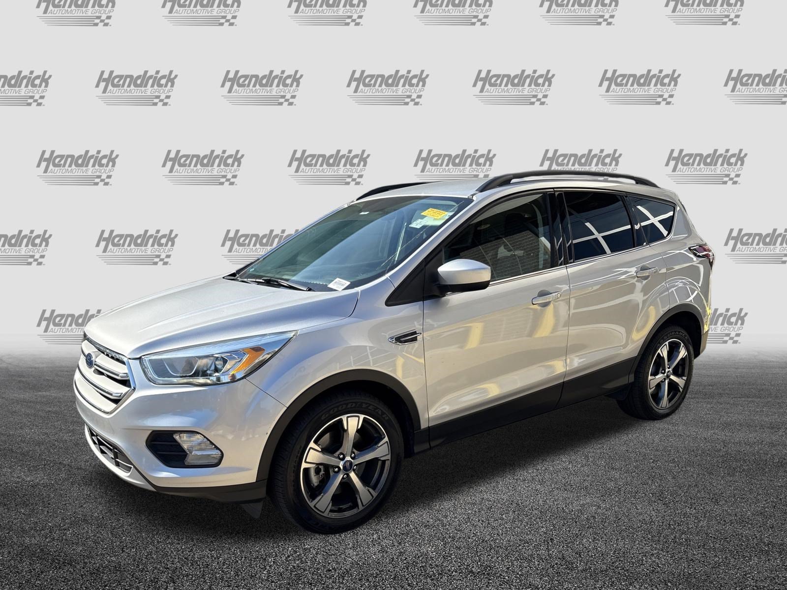 Used 2017 Ford Escape SE w/ Equipment Group 201A AWD/4WD image 5