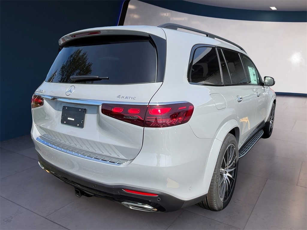 New 2026 Mercedes-Benz GLS 580 4MATIC image 3