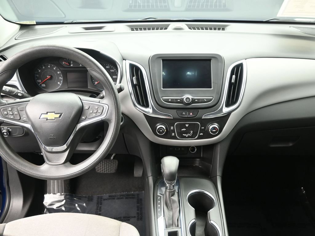 Used 2022 Chevrolet Equinox LS image 16