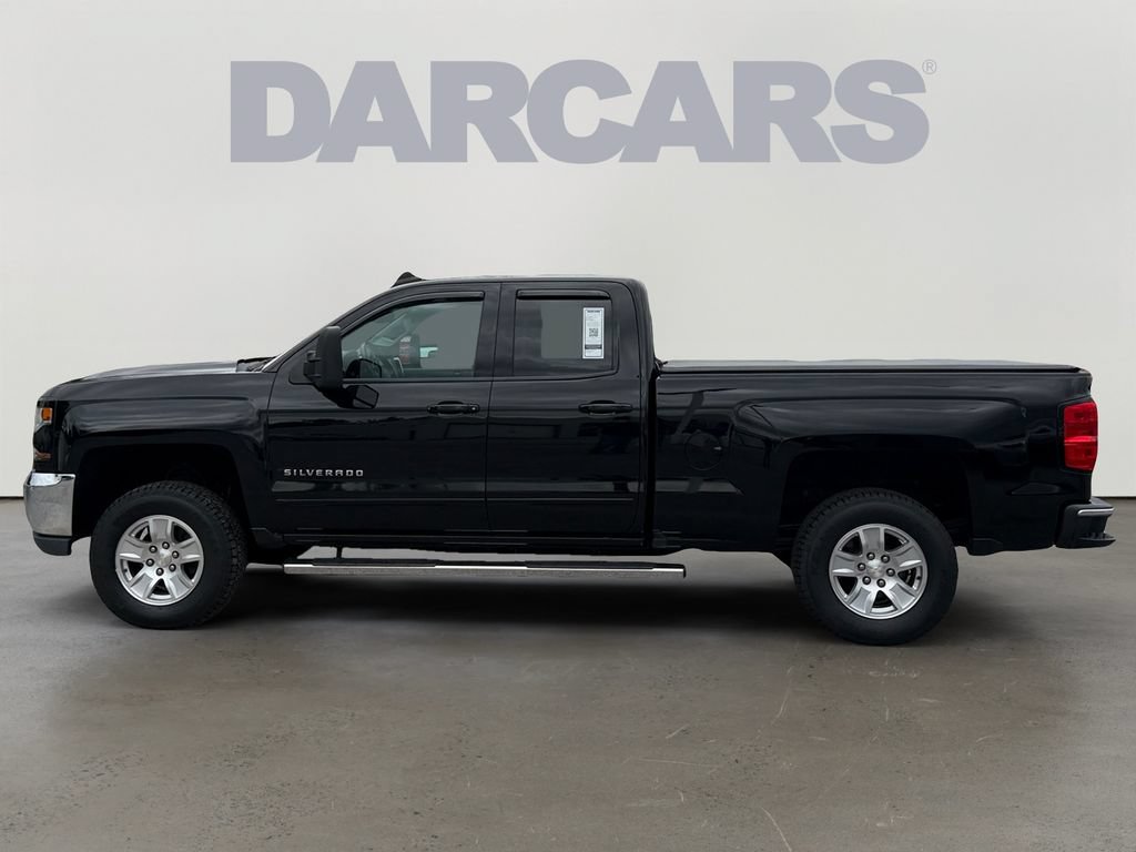 Used 2018 Chevrolet Silverado 1500 LT w/ LT Convenience Package AWD/4WD image 4