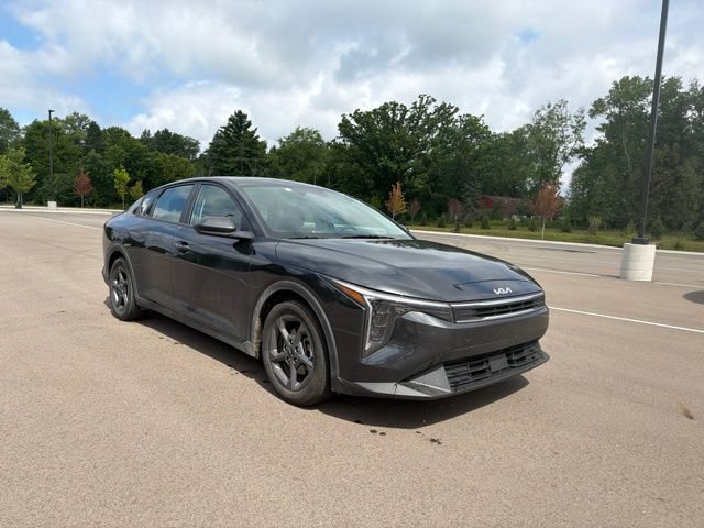 Used 2025 Kia K4 FWD image 7