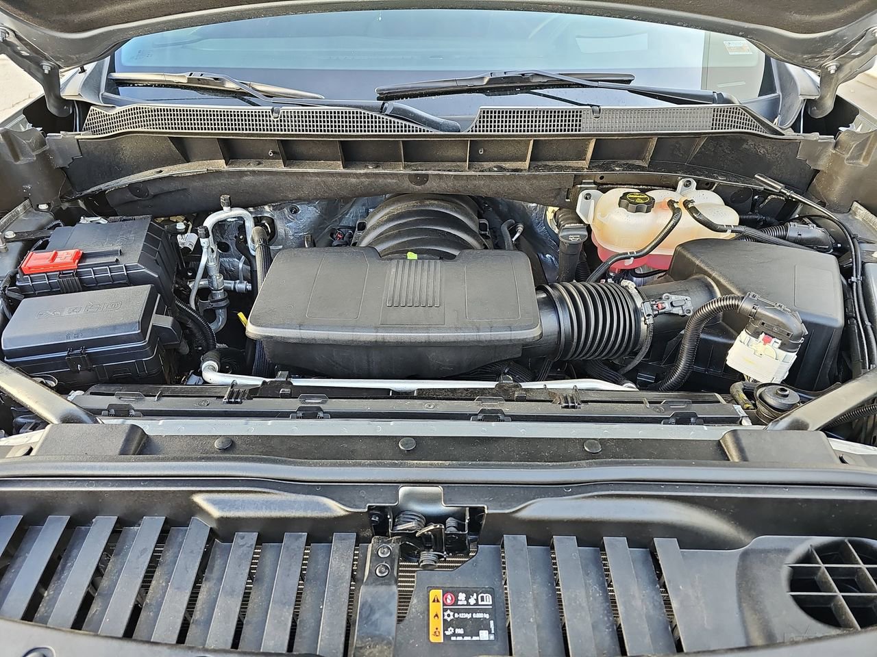 Certified 2024 Chevrolet Silverado 1500 High Country w/ Technology Package image 35