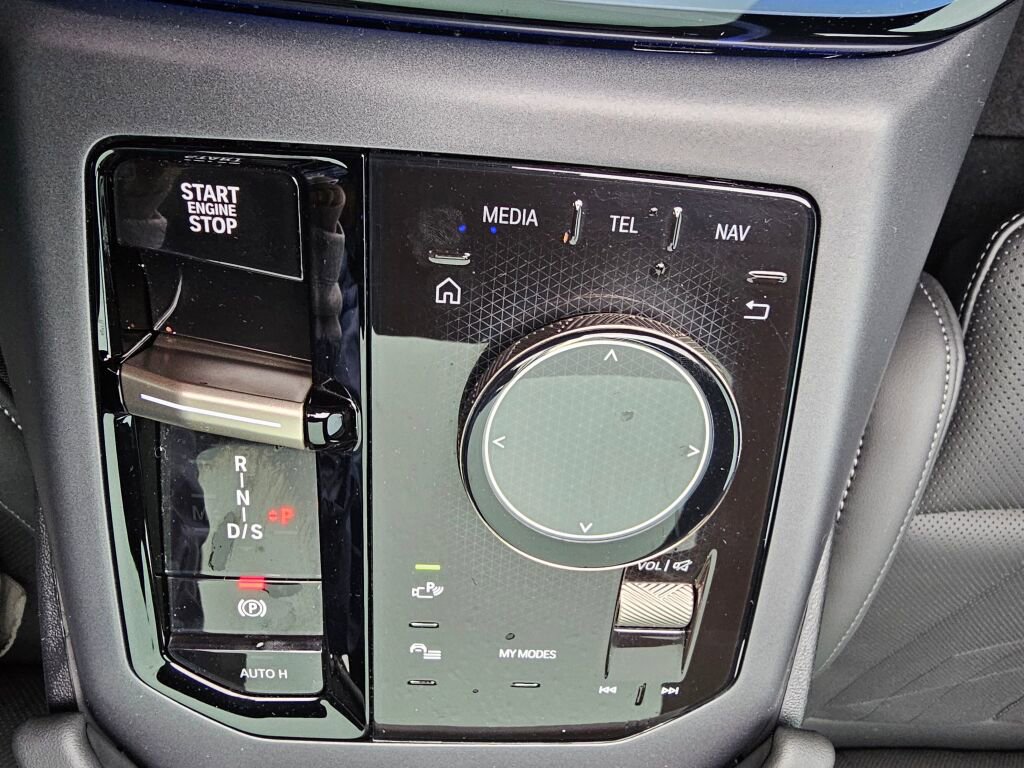 Used 2025 BMW X3 xDrive30i image 32