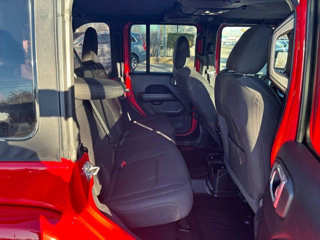 Used 2021 Jeep Wrangler Unlimited Sahara image 37