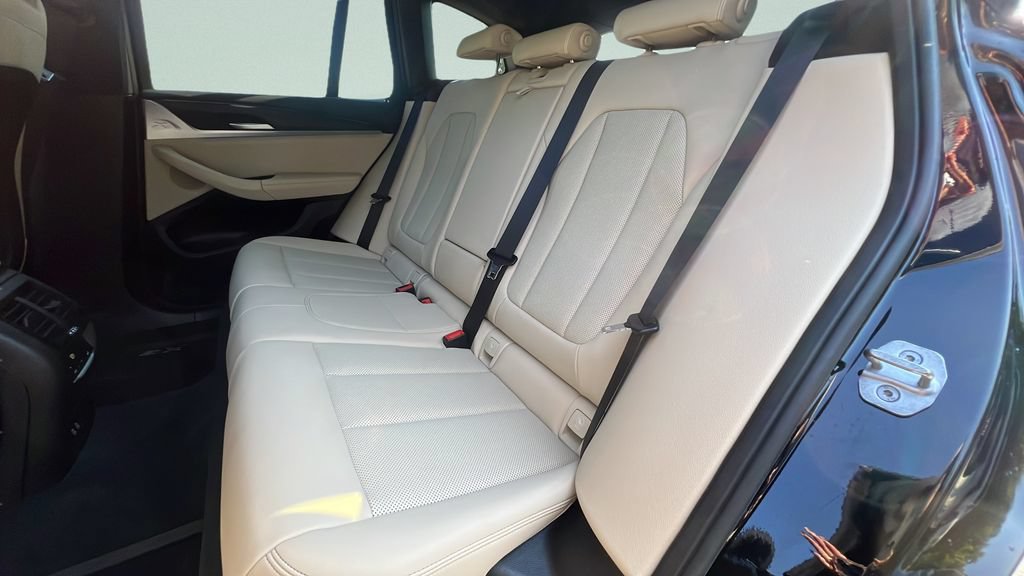 Used 2024 BMW X3 sDrive30i w/ Premium Package RWD image 9