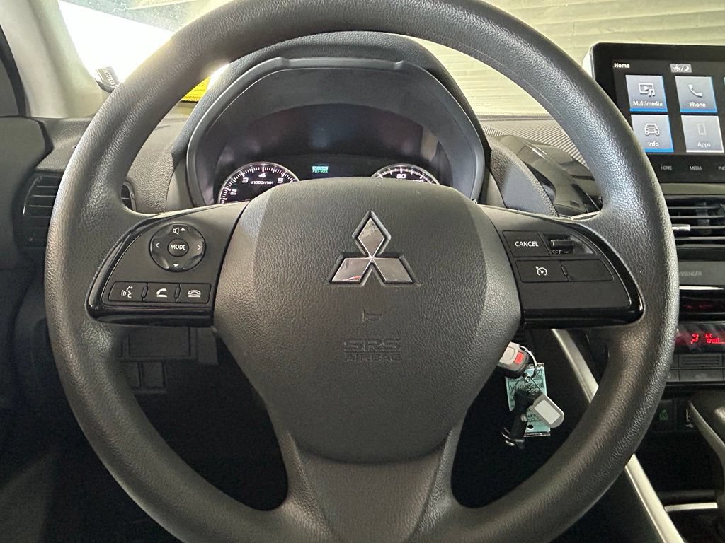 Used 2023 Mitsubishi Eclipse Cross LE AWD/4WD image 27