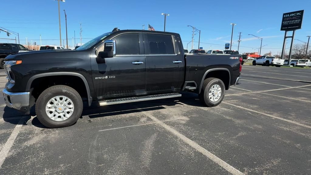 Used 2024 Chevrolet Silverado 2500 LTZ AWD/4WD image 4