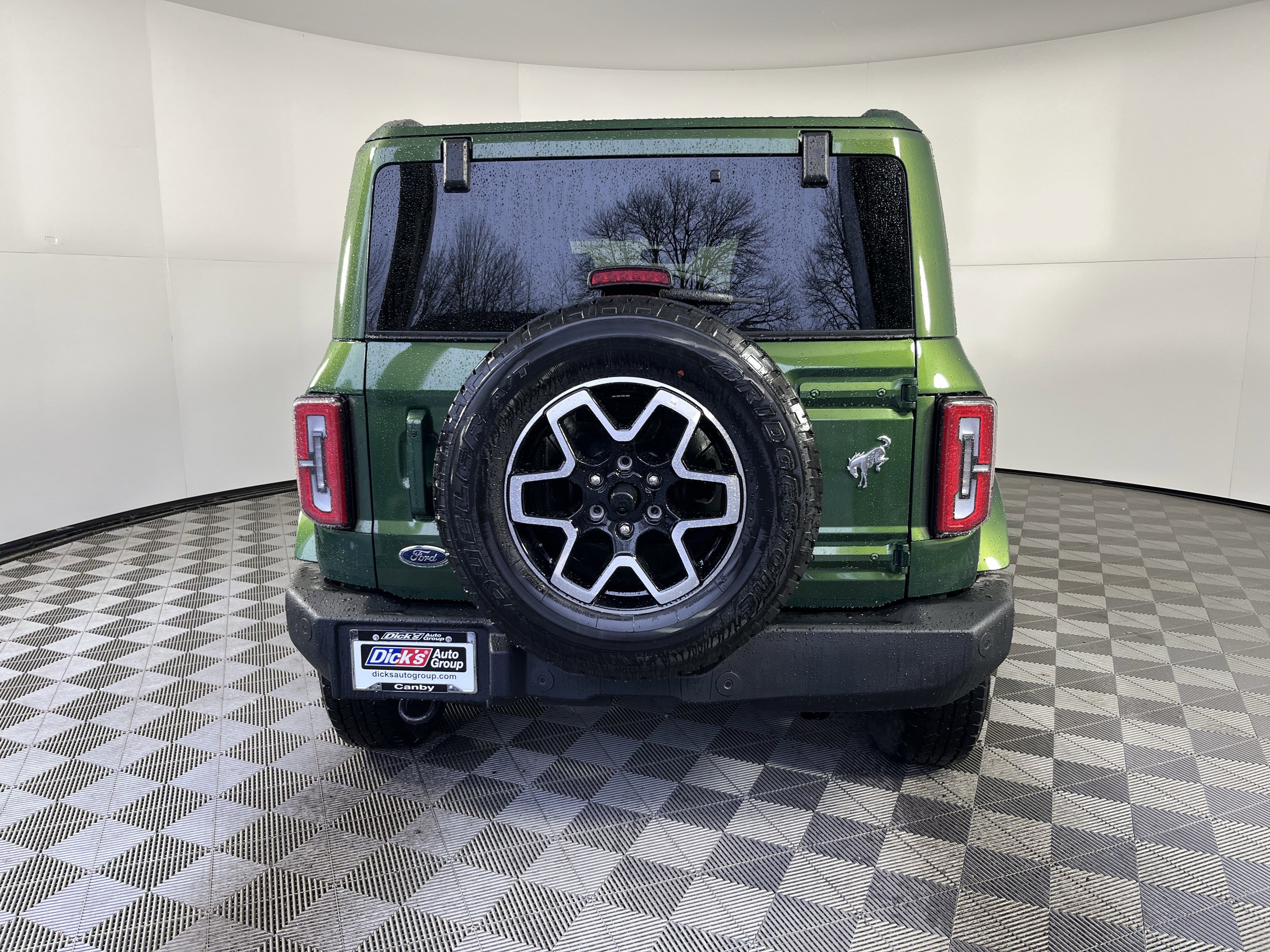 Used 2025 Ford Bronco Outer Banks image 24