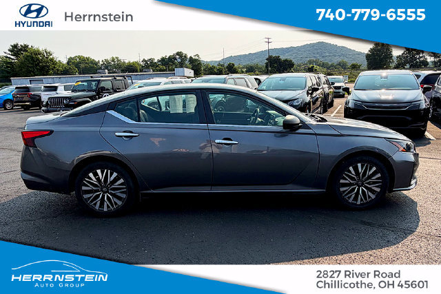 Used 2024 Nissan Altima 2.5 SV FWD image 20