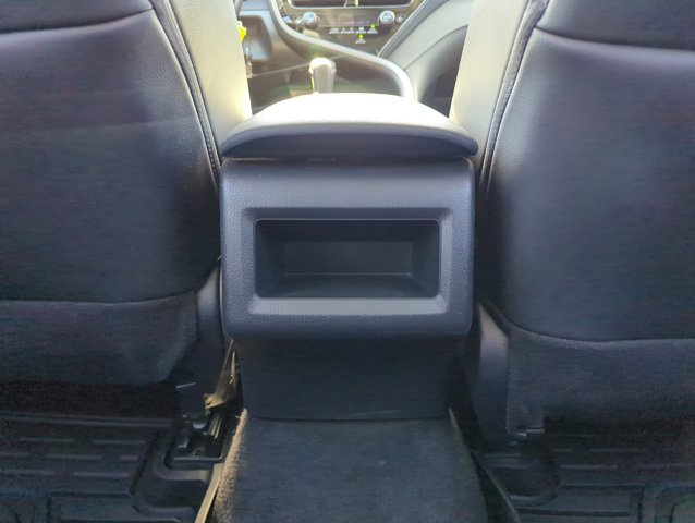 Used 2024 Toyota Camry SE image 19
