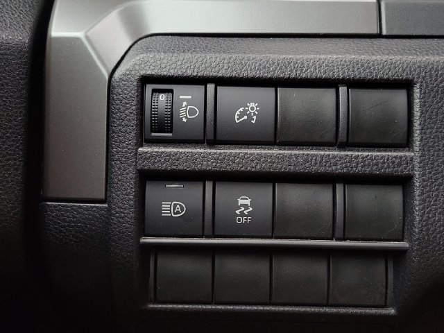 Used 2024 Toyota Tacoma SR5 w/ SR5 Upgrade Package RWD image 34