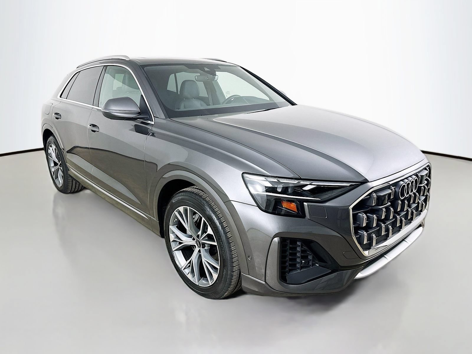 New 2026 Audi Q8 Premium Plus AWD/4WD image 3