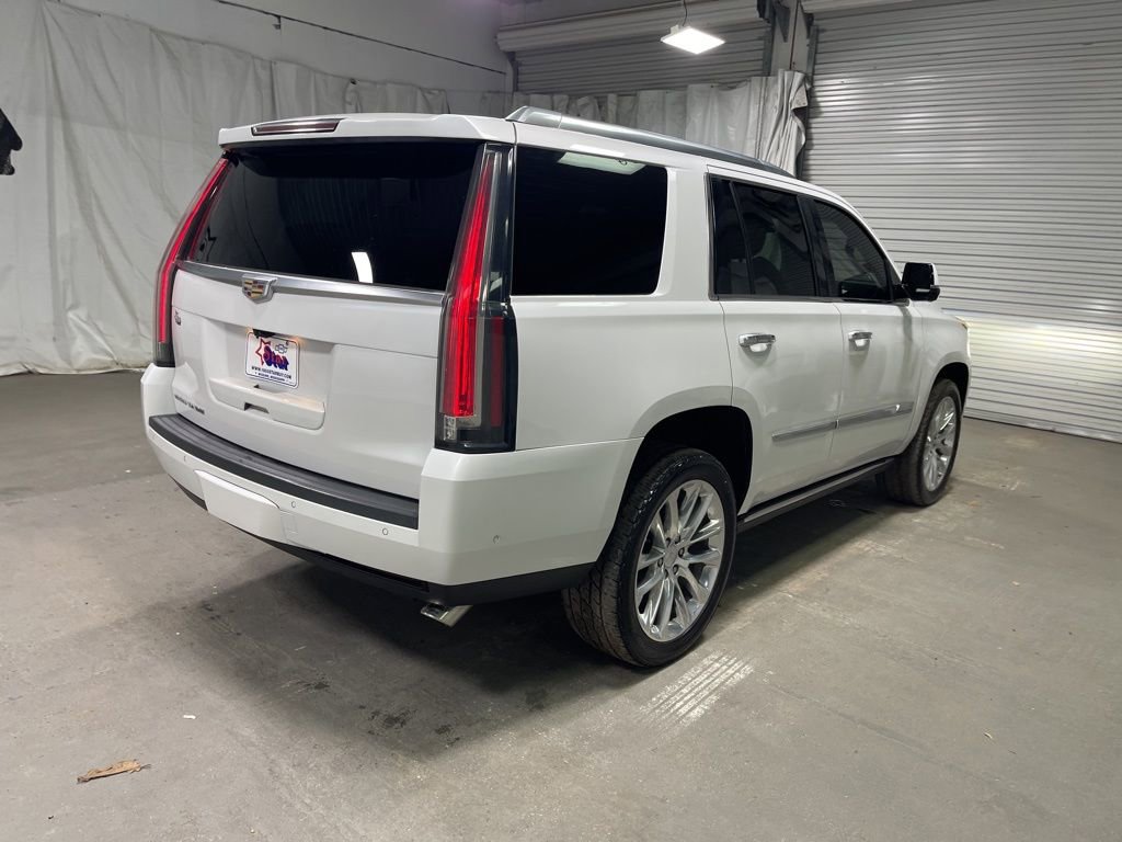 Used 2019 Cadillac Escalade Platinum AWD/4WD image 7