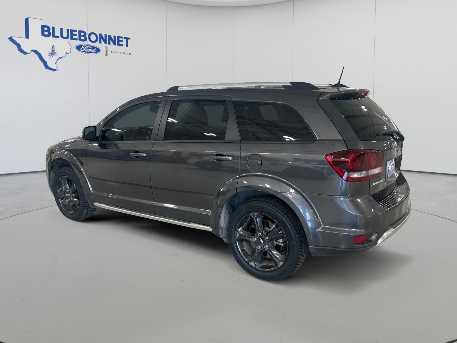 Used 2019 Dodge Journey Crossroad w/ Navigation Group FWD image 7