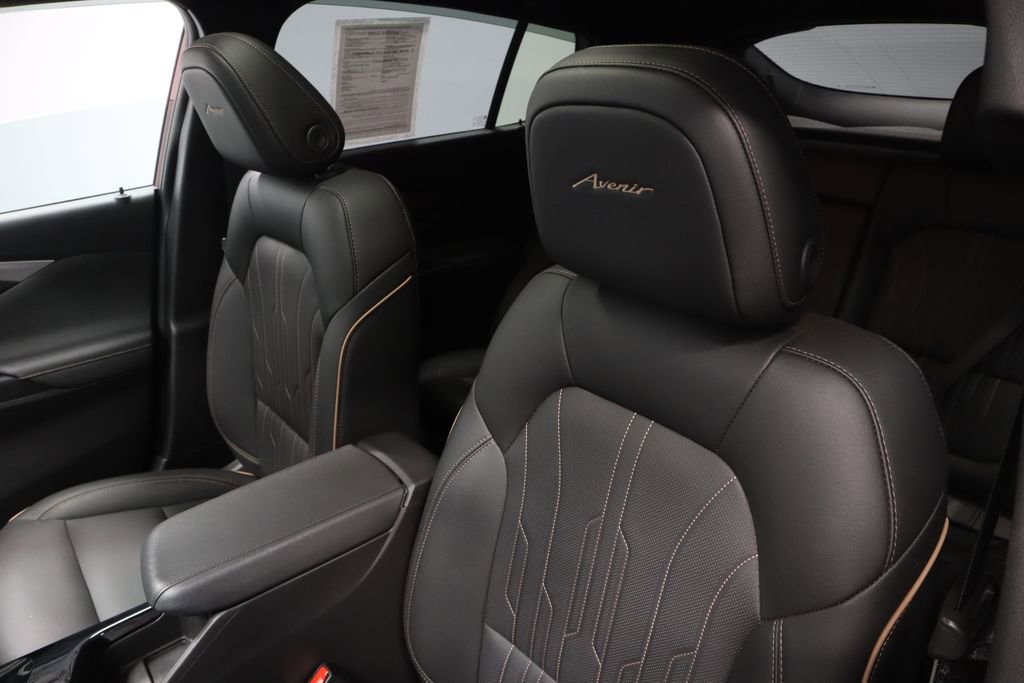 Used 2025 Buick Envista Avenir FWD image 23