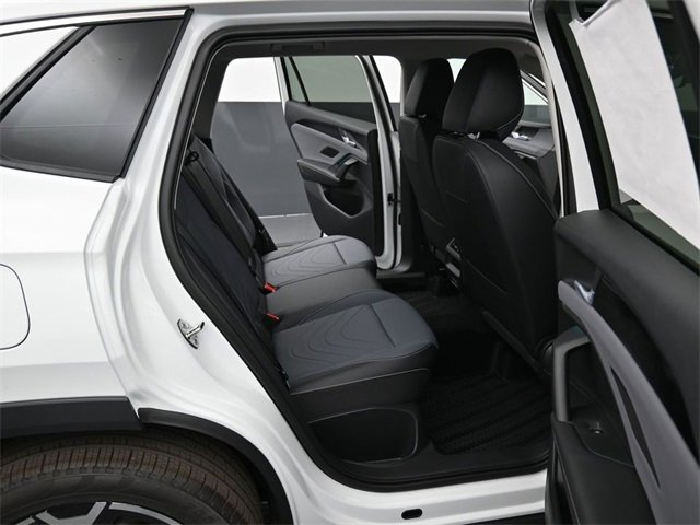 New 2026 Volkswagen Tiguan SE image 13