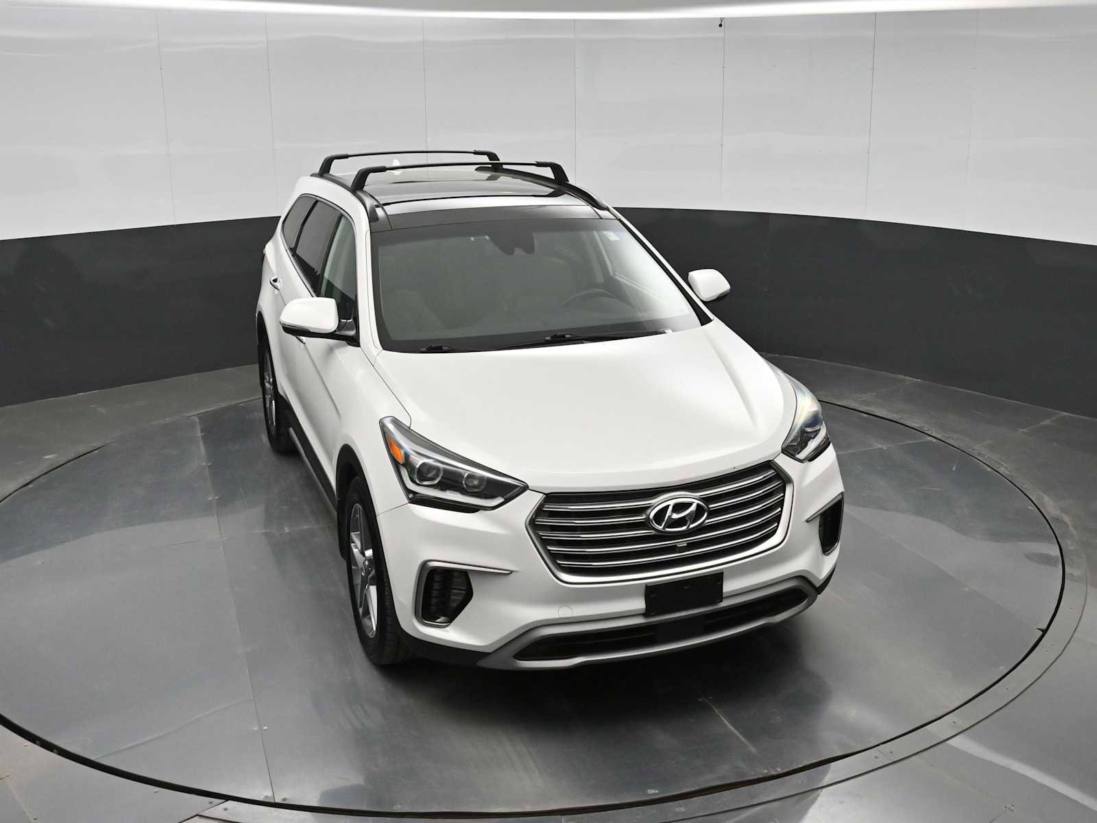 Used 2017 Hyundai Santa Fe Limited AWD/4WD image 23