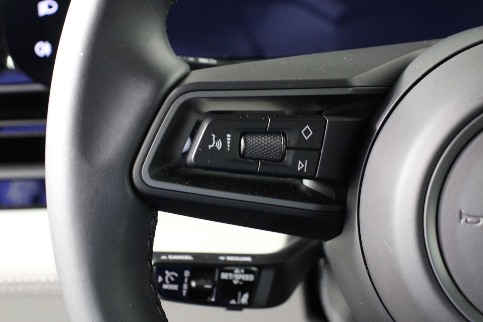 Certified 2025 Porsche Taycan image 14