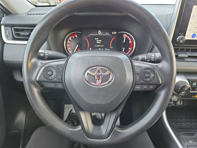 Used 2023 Toyota RAV4 XLE image 16