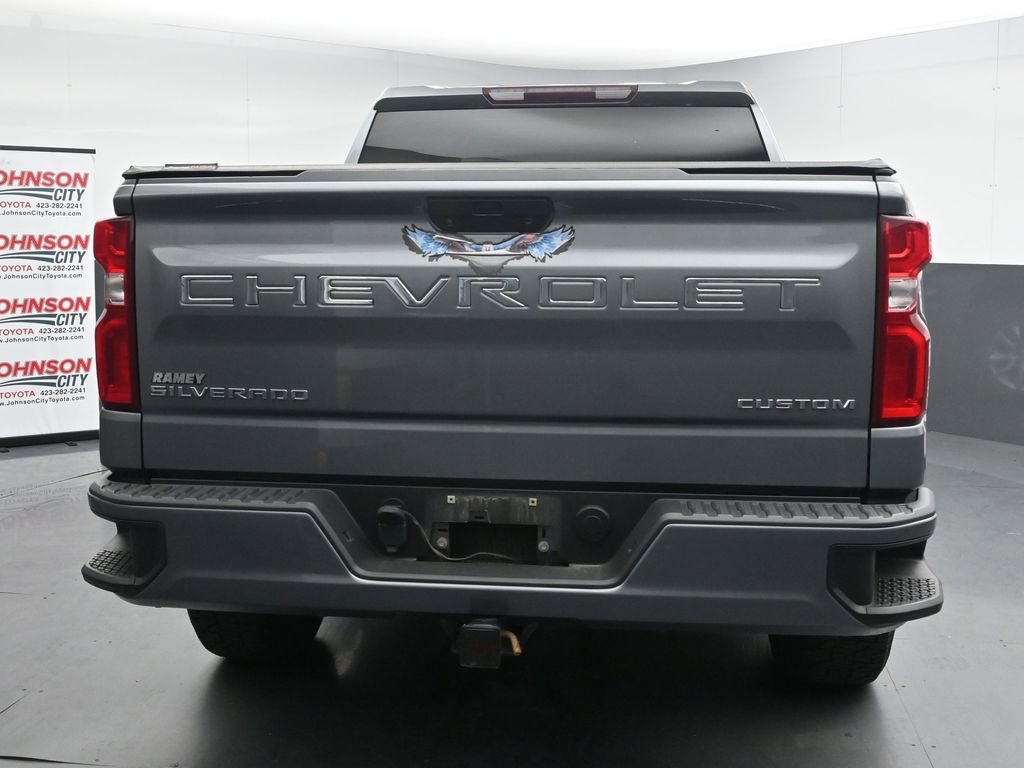 Used 2021 Chevrolet Silverado 1500 Custom AWD/4WD image 8