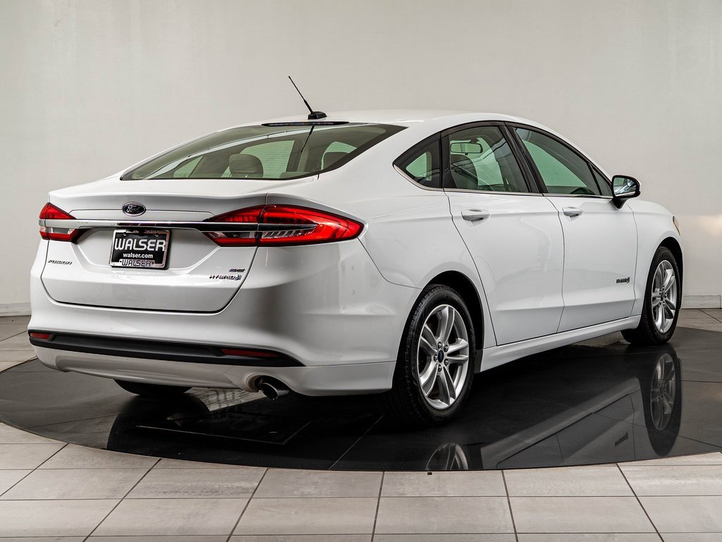 Used 2018 Ford Fusion SE image 10
