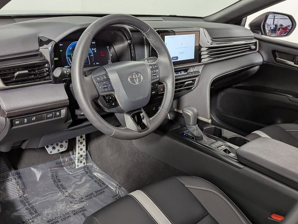 Certified 2025 Toyota Camry SE image 18