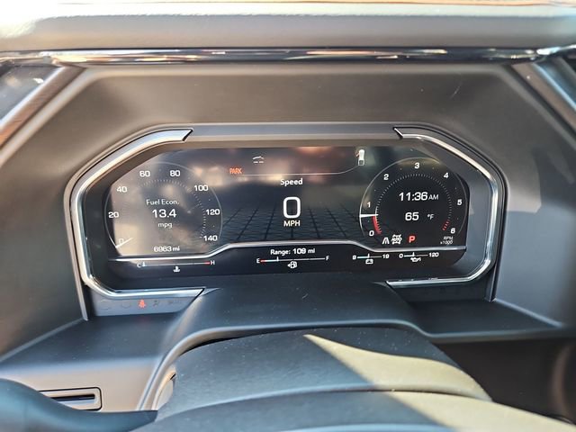 Used 2025 GMC Sierra 1500 AT4 image 12