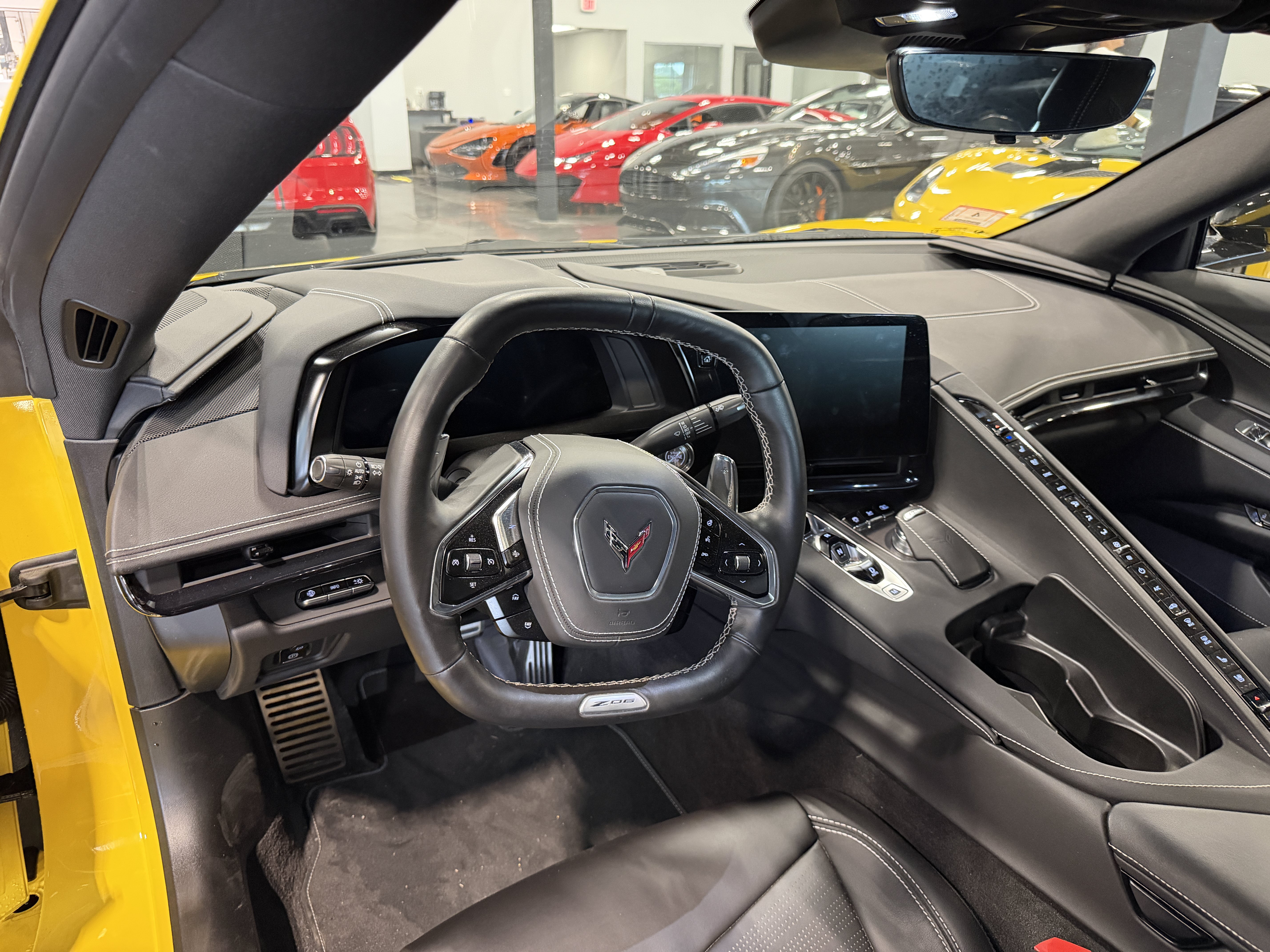 Used 2025 Chevrolet Corvette Z06 w/ Z07 Performance Package RWD image 9