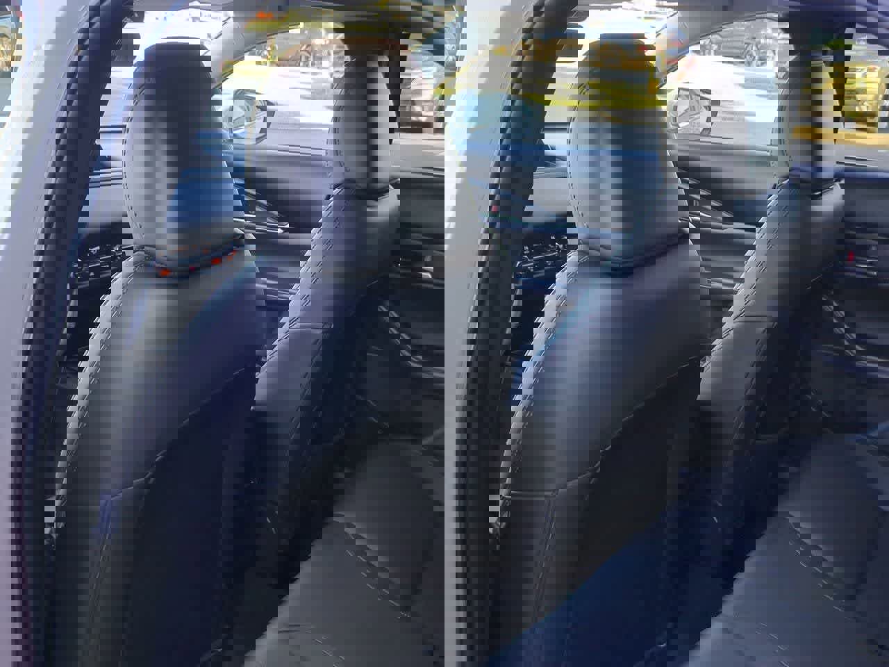 Used 2024 MAZDA CX-30 AWD 2.5 S w/ Preferred Package image 17