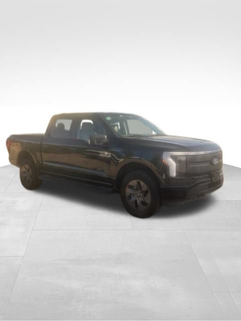 Used 2025 Ford F150 Lightning Flash AWD/4WD image 8
