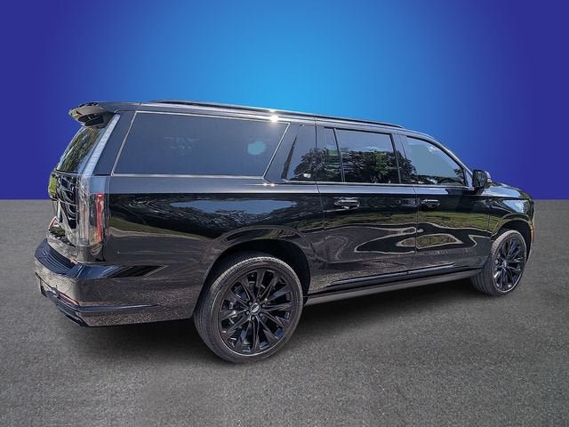 New 2026 Cadillac Escalade ESV Platinum Sport w/ LPO, ONYX Package AWD/4WD image 5