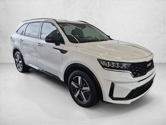 Used 2023 Kia Sorento S FWD image 3
