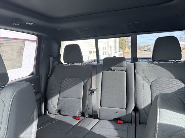 New 2026 RAM 1500 4x4 Crew Cab image 21