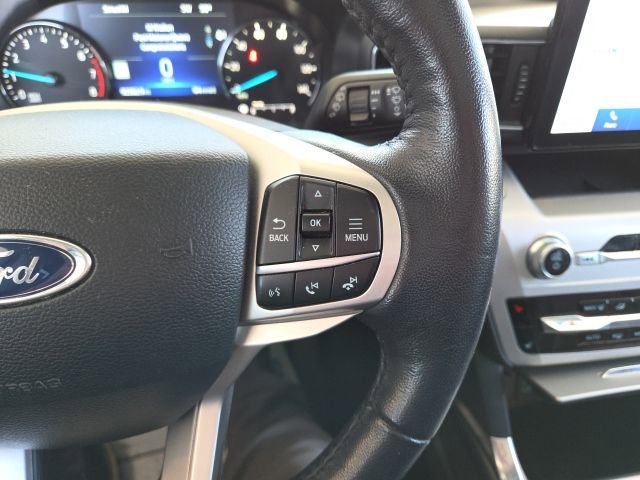 Used 2022 Ford Explorer XLT AWD/4WD image 59