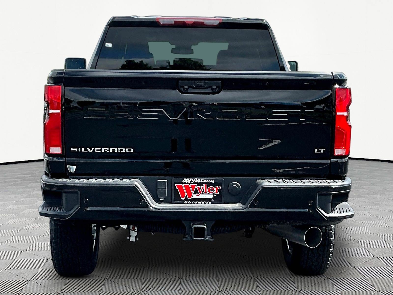 New 2026 Chevrolet Silverado 2500 LT w/ Z71 Chrome Sport Edition AWD/4WD image 4