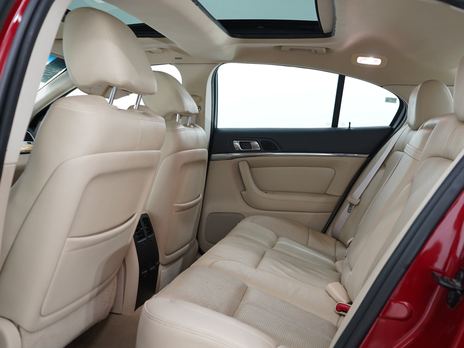 Used 2009 Lincoln MKS AWD image 13