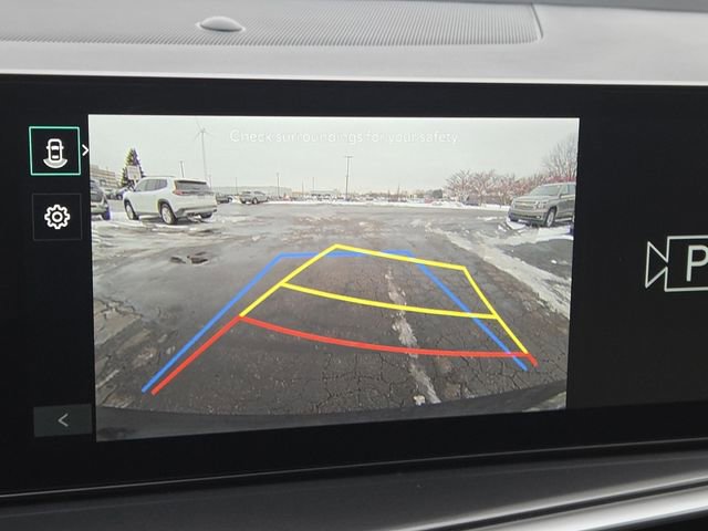 Used 2024 Kia Sorento LX image 3