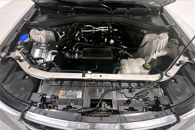 Used 2021 Ford Explorer XLT image 30