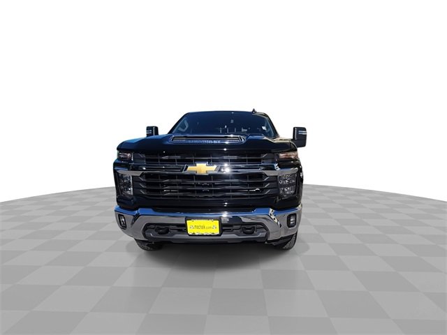 Used 2025 Chevrolet Silverado 2500 LT image 3