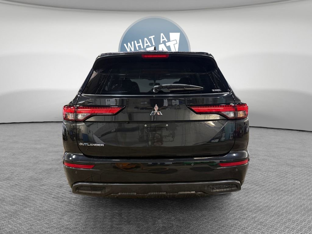 Used 2023 Mitsubishi Outlander ES image 5