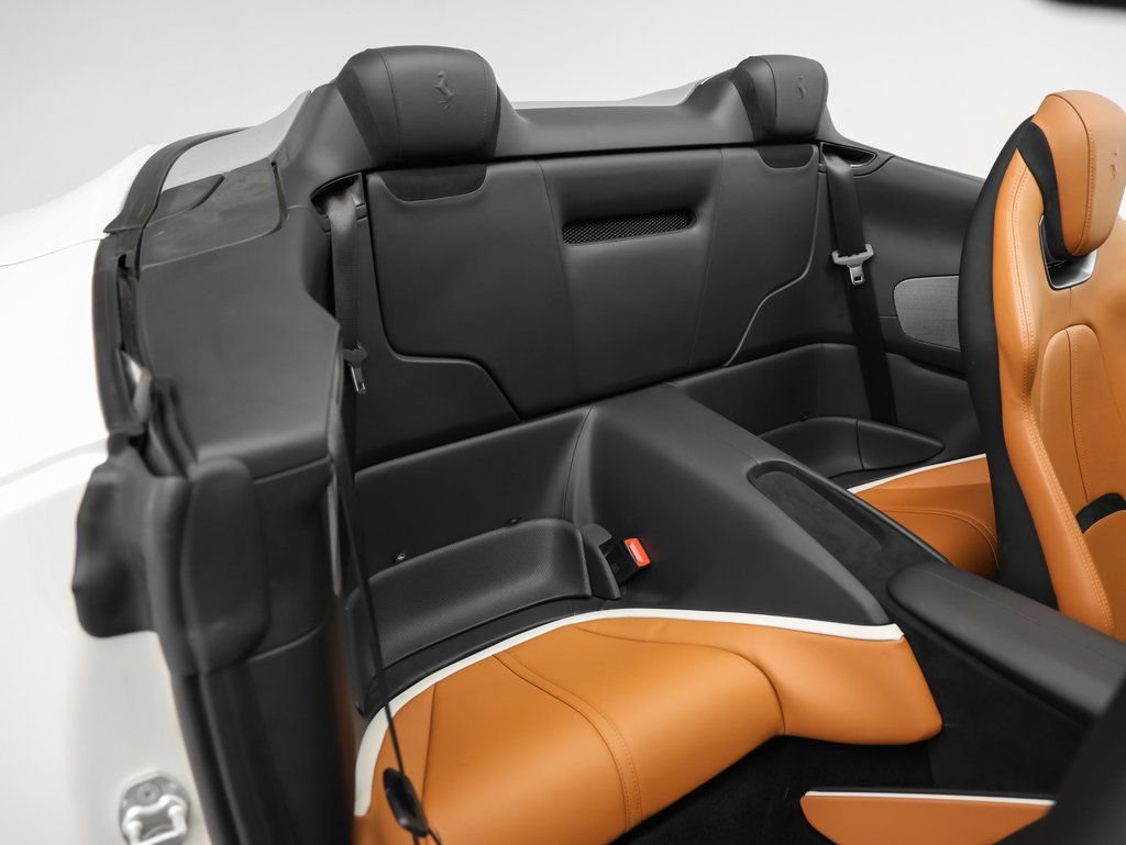 Certified 2024 Ferrari Roma Spider image 21