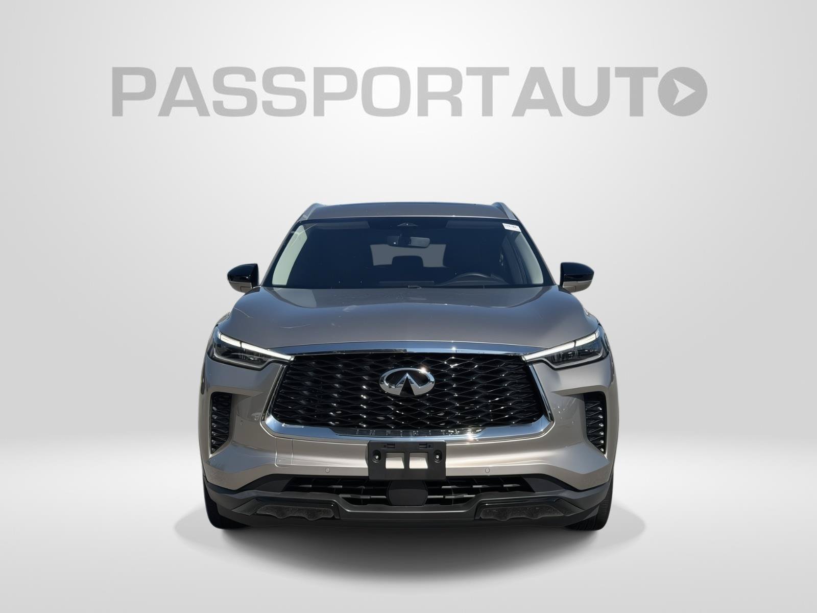 Used 2023 INFINITI QX60 Luxe w/ Cargo Package AWD/4WD image 2