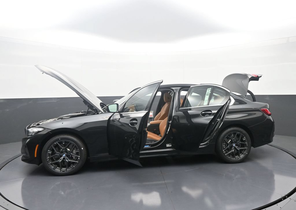 New 2026 BMW 330i xDrive Sedan w/ Convenience Package AWD/4WD image 40