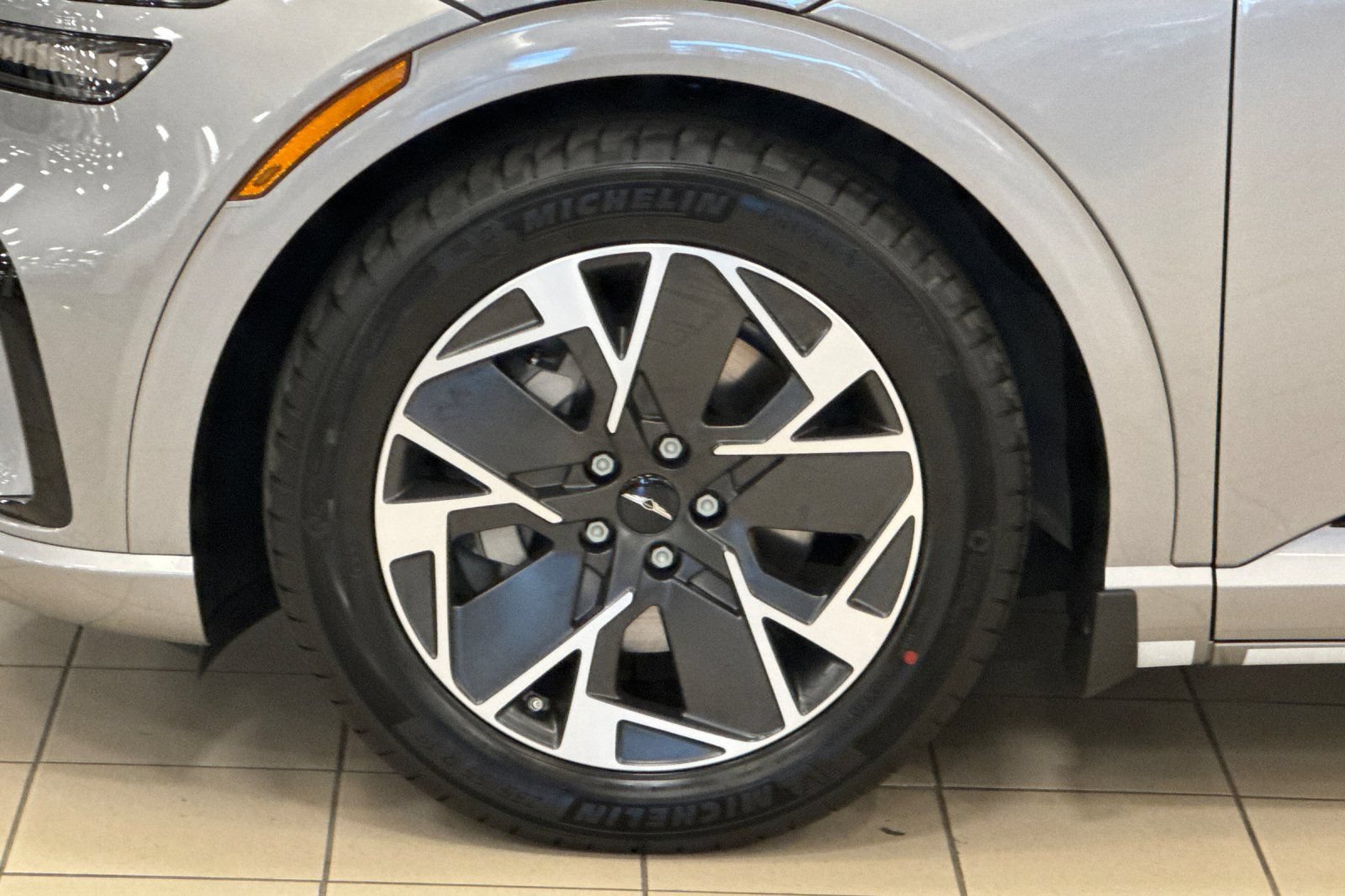 New 2026 Genesis GV60 RWD image 26