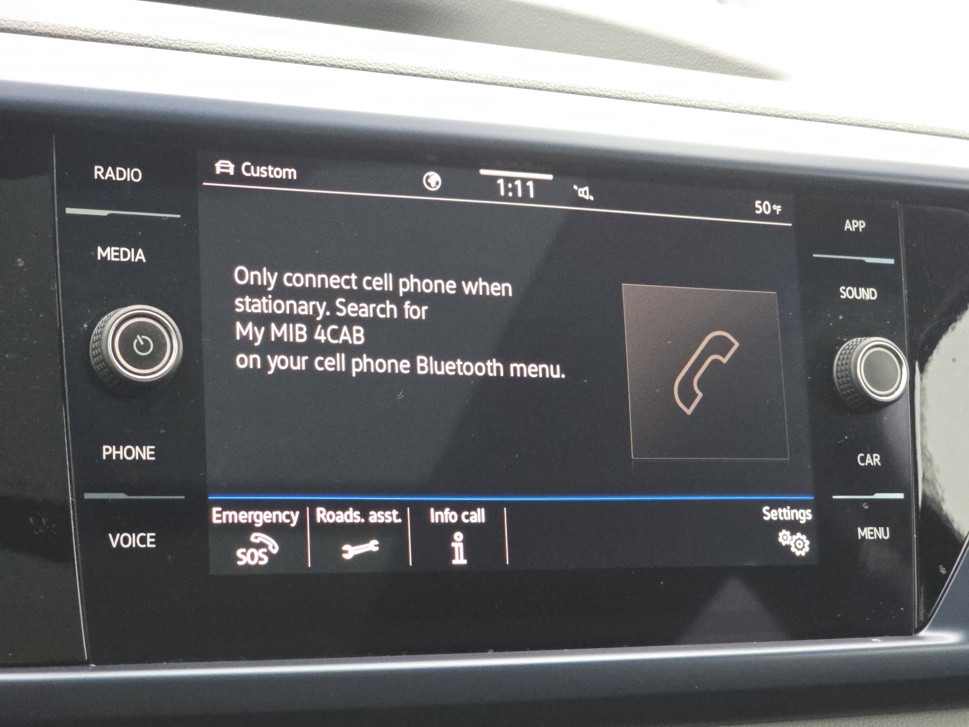 Certified 2023 Volkswagen Taos SE w/ Panoramic Sunroof Package image 13