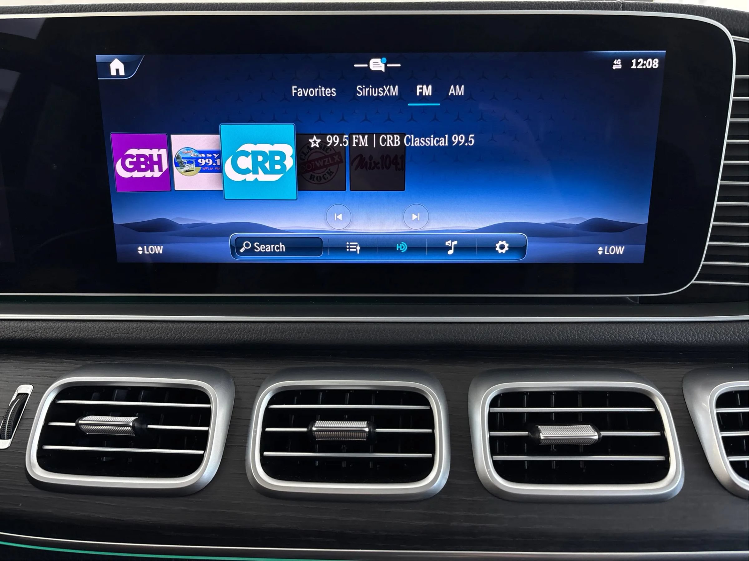 Used 2024 Mercedes-Benz GLE 450 4MATIC image 42