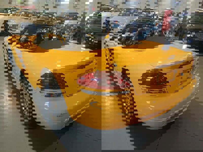 Used 2005 Dodge Viper SRT-10 image 4