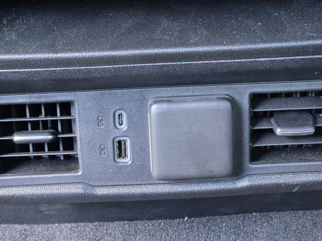 Certified 2025 Chevrolet Silverado 2500 LT w/ Convenience Package image 19